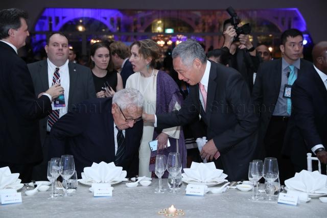 Taken at: Bloomberg New Economy Forum's gala dinner and dialogue session at Clifford Pier @ Fullerton Bay Hotel. Pictured: Prime Minister Lee Hsien Loong and former United States Secretary of State Henry Kissinger.