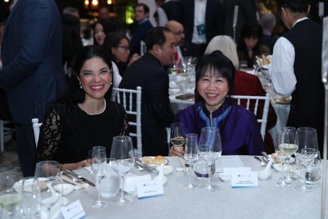 Taken at: Bloomberg New Economy Forum's gala dinner and dialogue session at Clifford Pier @ Fullerton Bay Hotel. Pictured: Deputy Prime Minister Tharman Shanmugaratnam's wife Jane Yumiko Ittogi.
