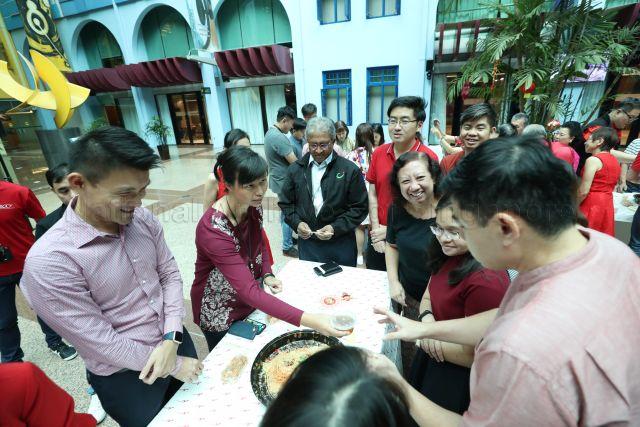 Taken at: Ministry of Communications and Information (MCI)- Ministry of Culture, Community and Youth (MCCY) Chinese New Year (CNY) celebration at MCI Atrium Pictured: Senior Parliamentary Secretary for Culture, Community and Youth Baey Yam Keng