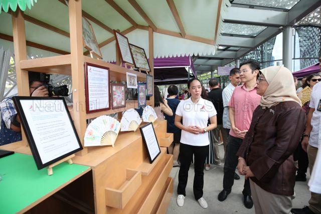 Taken at: Launch of Bayfront Plaza by President Halimah Yacob at Gardens by the Bay Pictured: Guest-of-Honour President Halimah Yacob and Minister for National Development and Second Minister for Finance Lawrence Wong