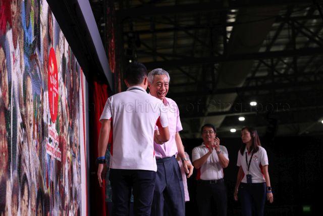 Taken at: 5th Silver Generation Office (SGO) Anniversary (5GO) Appreciation Reception 2019 at Singapore EXPO Pictured: Prime Minister Lee Hsien Loong and Group Chief of Silver Generation Office (SGO) Yip Hon Weng