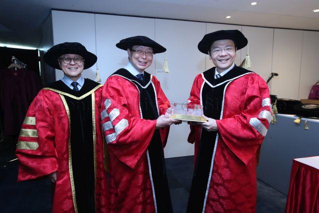 Taken at: Singapore Institute of Technology (SIT) Graduation